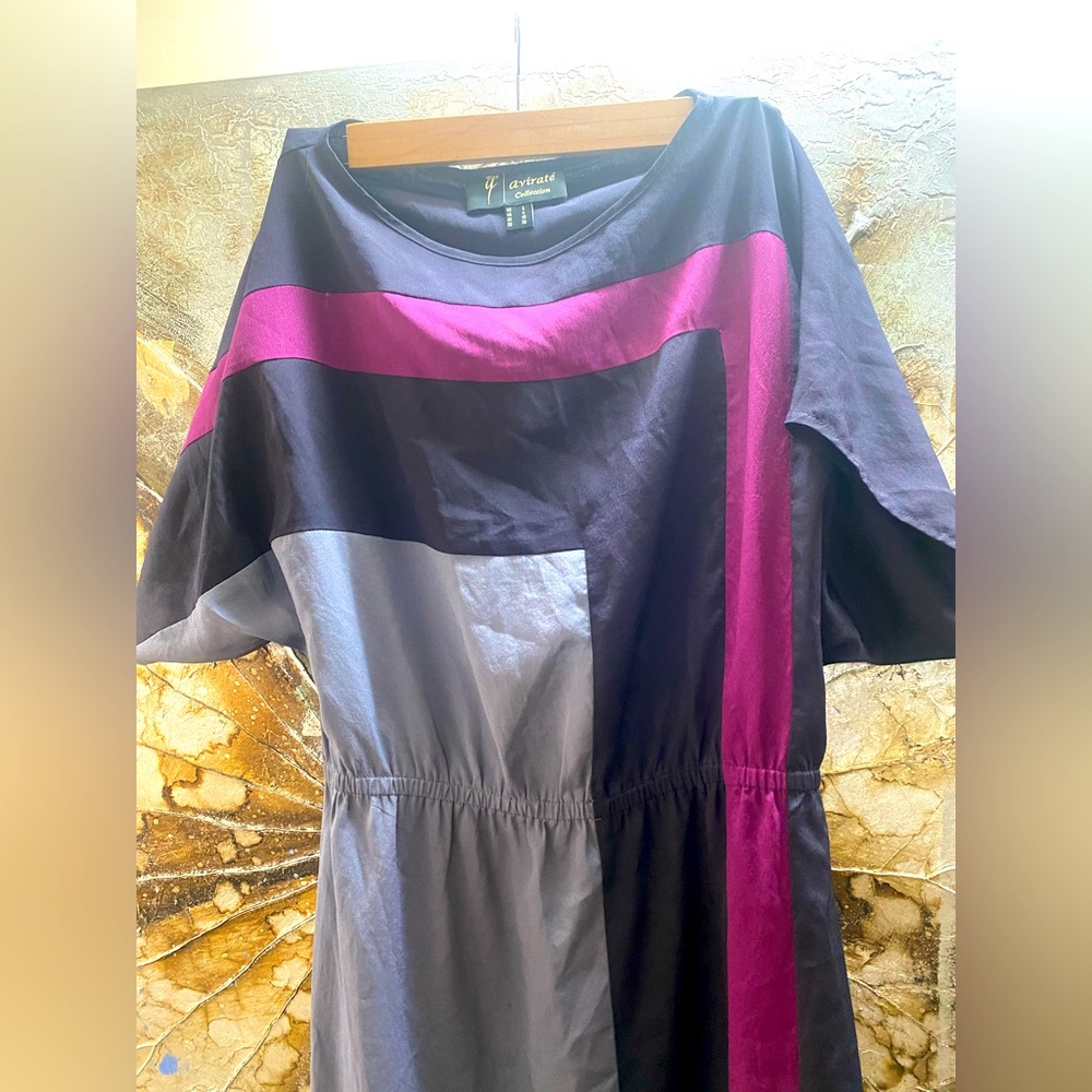 TRENDING COLOR BLOCK STYLE DRESS IN BEAUTIFUL COLORS - Picture 2 of 2